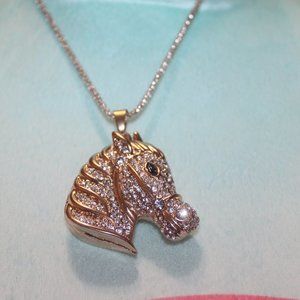 Nwtag: Clear crystal Horse Head Necklace